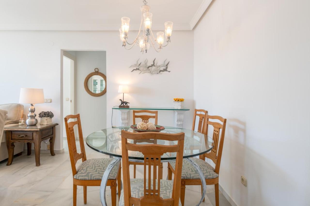 Apartamento Familiar Vistas Al Mar By Rent Me إِستيبونا المظهر الخارجي الصورة